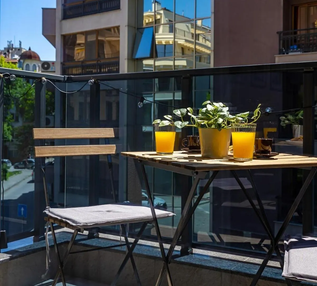 Stylish Apt 'Photo Booth' With An Amazing Location Plovdiv Bulgaria